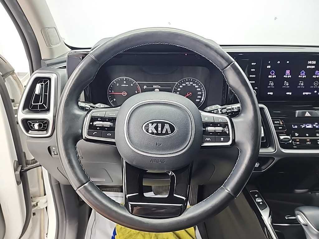 KIA Sorento - Vista 9