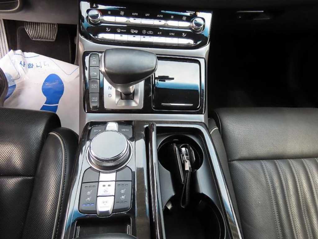Genesis EQ900 - Vista 11