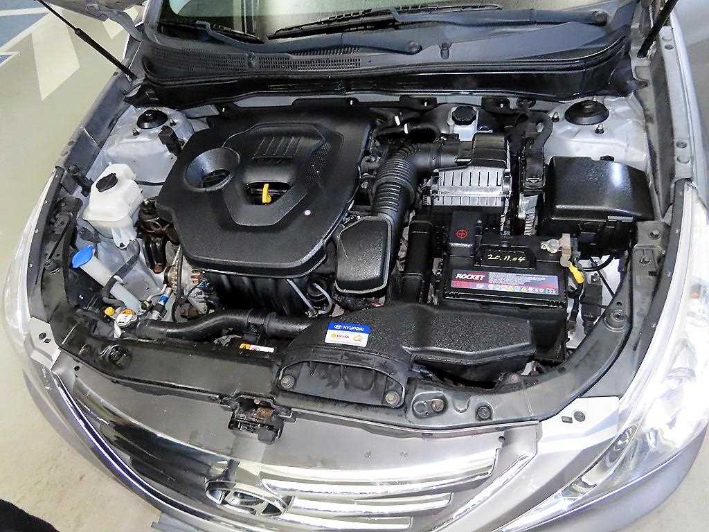 HYUNDAI Sonata 2013 Plateado - Importación desde Corea - HF Imports Iquique - Foto 17