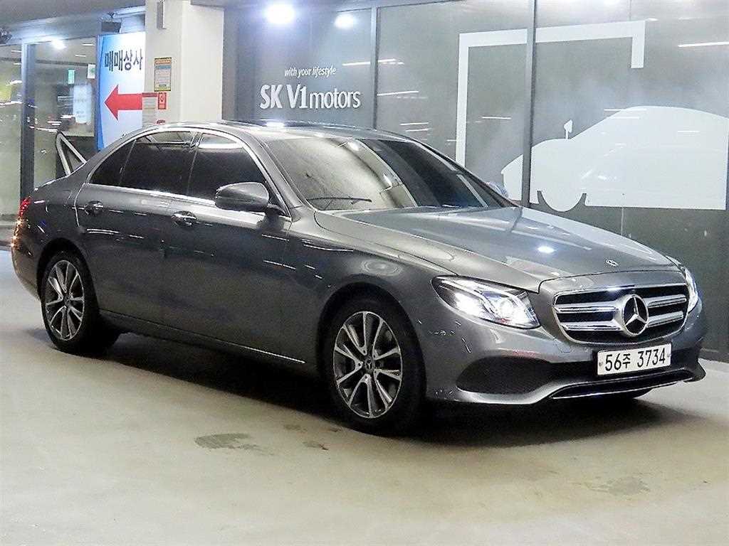 Mercedes Benz E class 2019 Gris - Importación desde Corea - HF Imports Iquique - Foto 1
