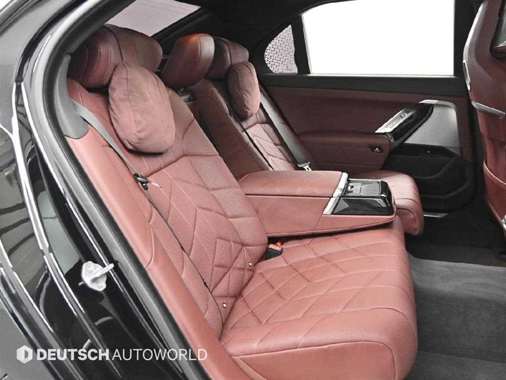 BMW 7 Series - Vista 12