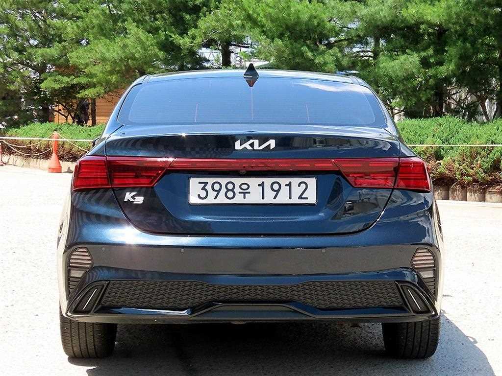 KIA K3 - Vista 4