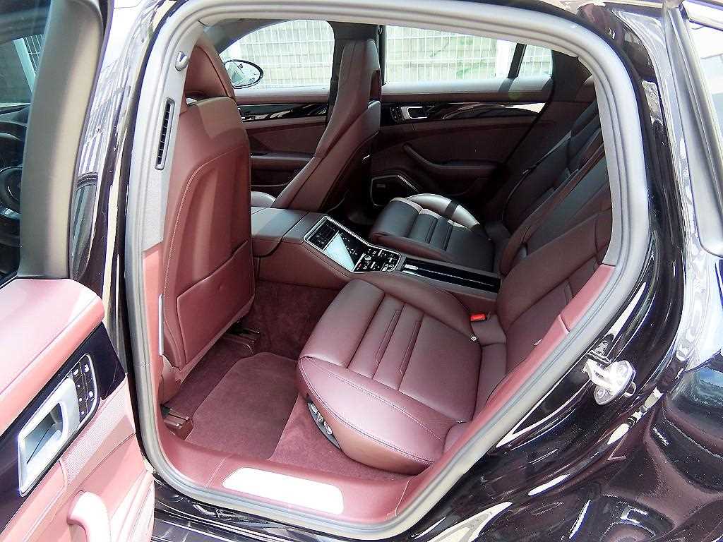 Porsche Panamera - Vista 6