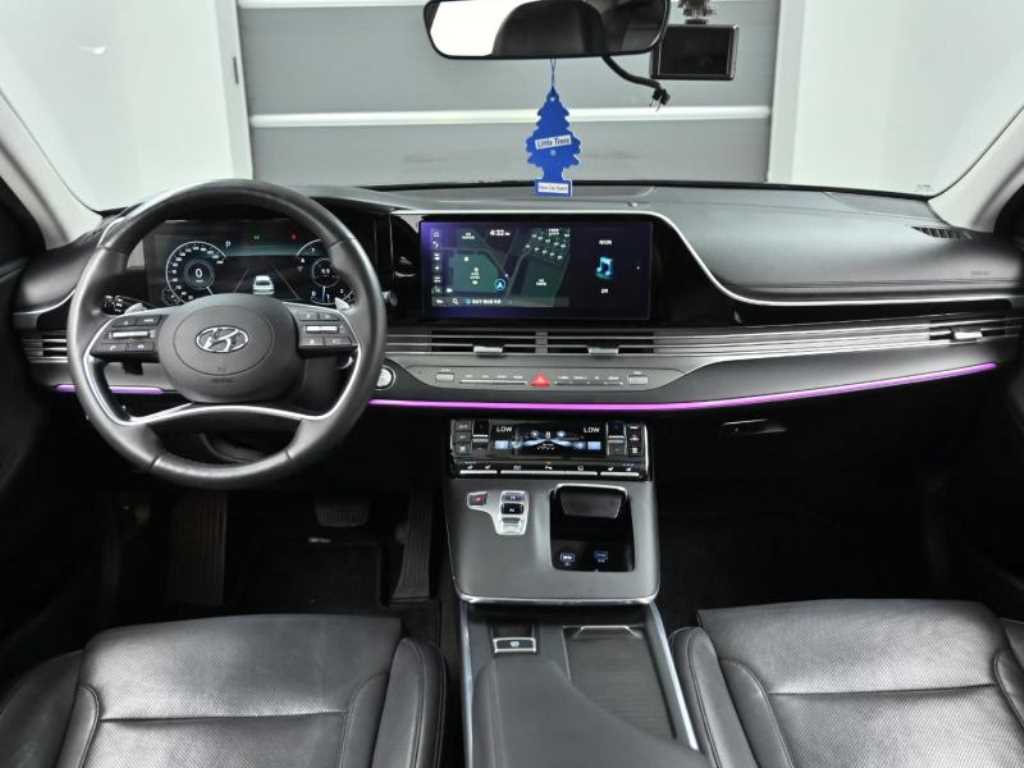HYUNDAI Grandeur - Vista 7