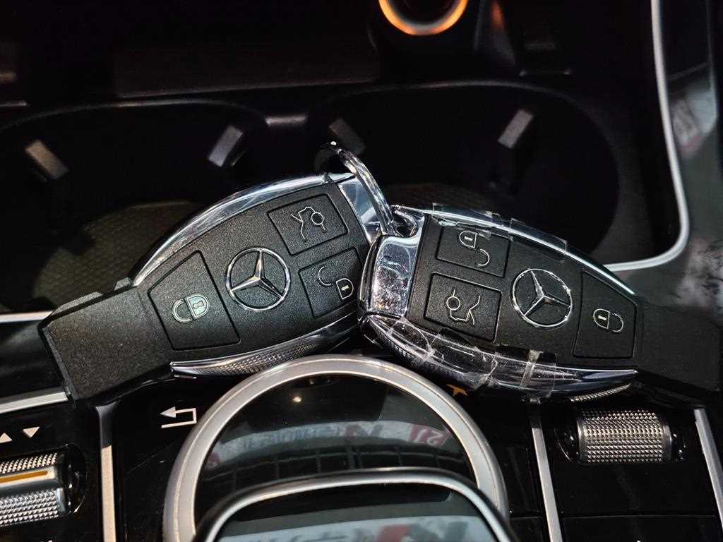 Mercedes Benz C Class - Vista 9