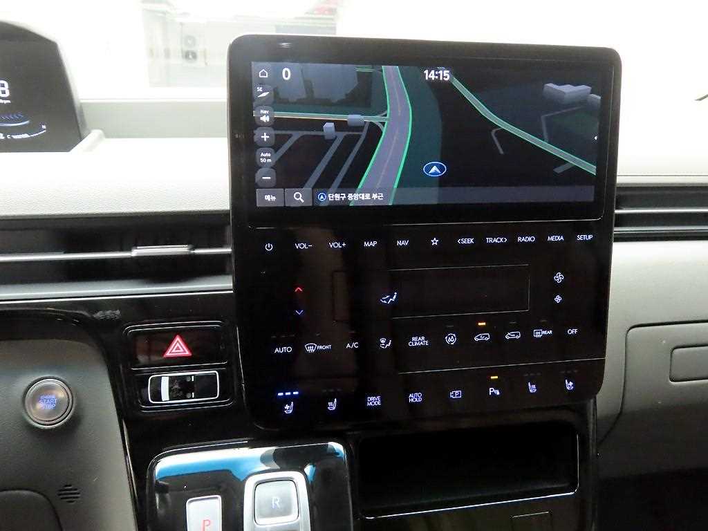 HYUNDAI Staria - Vista 9