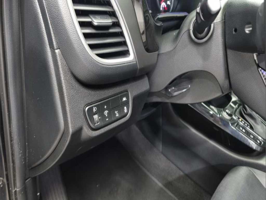 KIA Seltos - Vista 2
