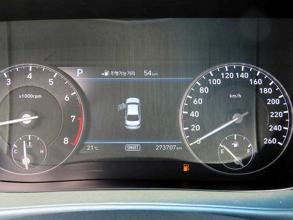 Genesis EQ900 - Vista 9