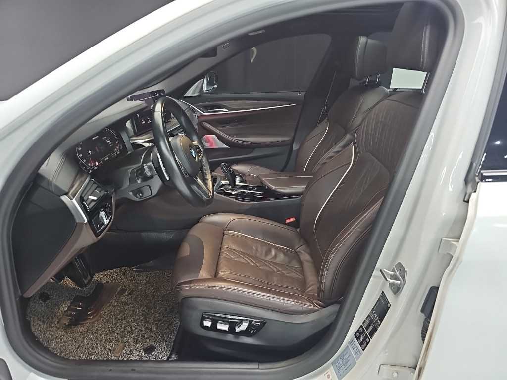 BMW 5 Series - Vista 11
