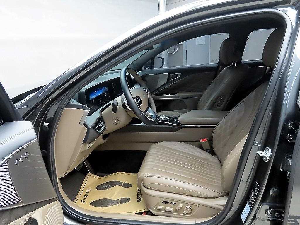 KIA K8 - Vista 5