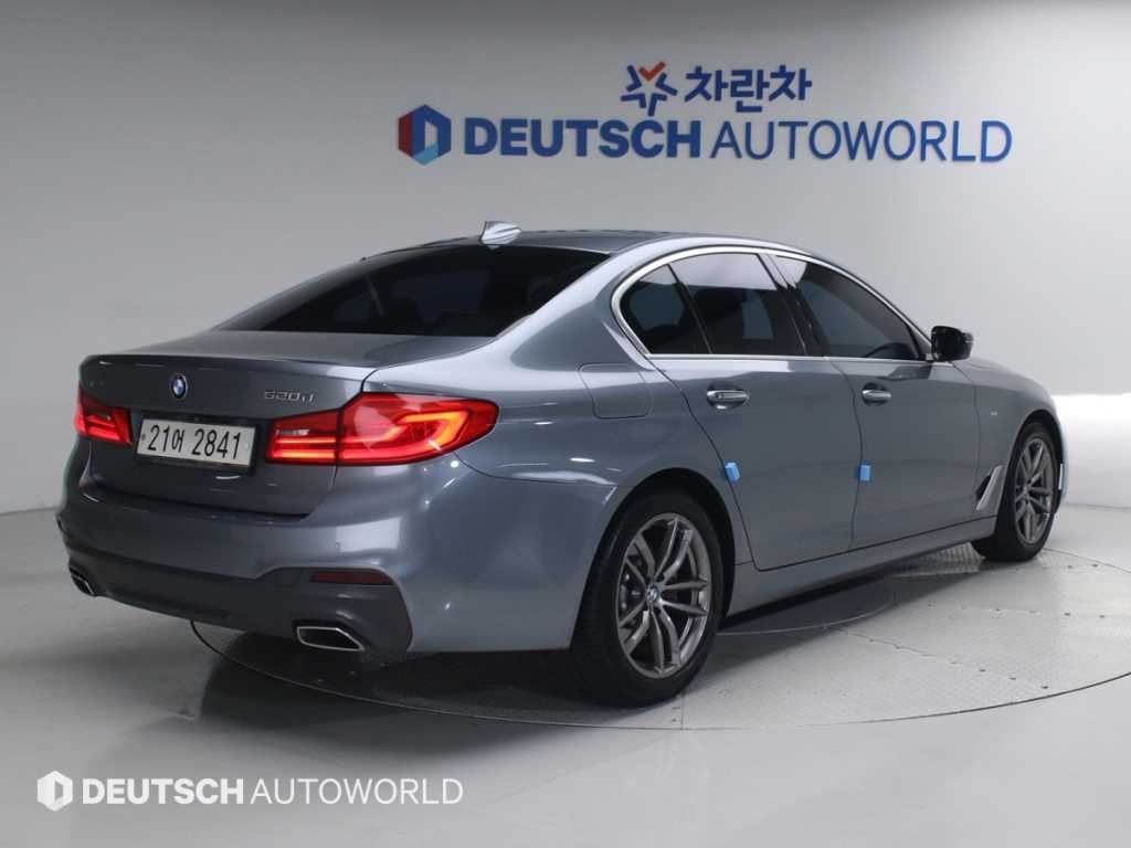 BMW 5 Series - Vista 2