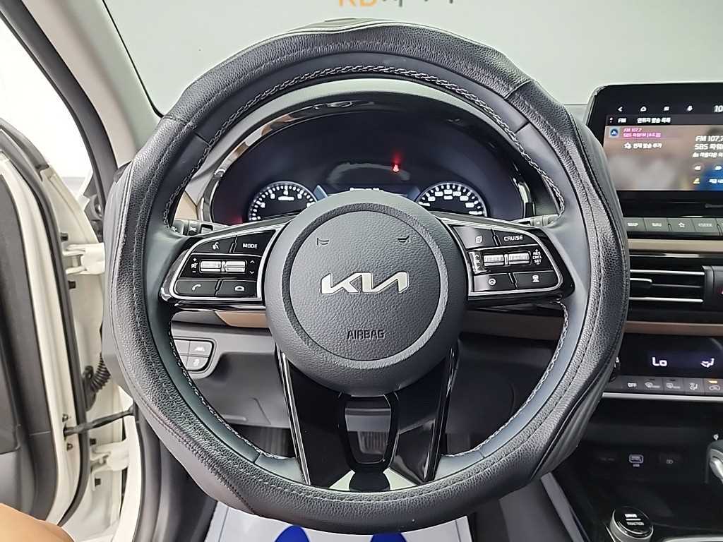KIA Seltos - Vista 9