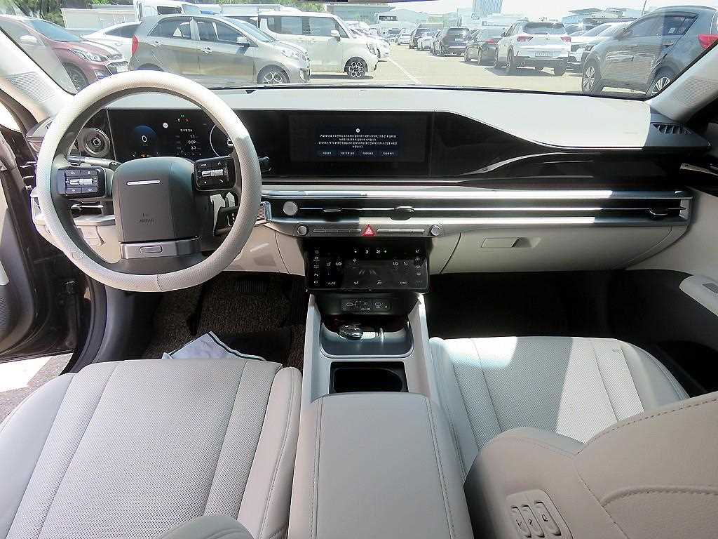 HYUNDAI Grandeur - Vista 8