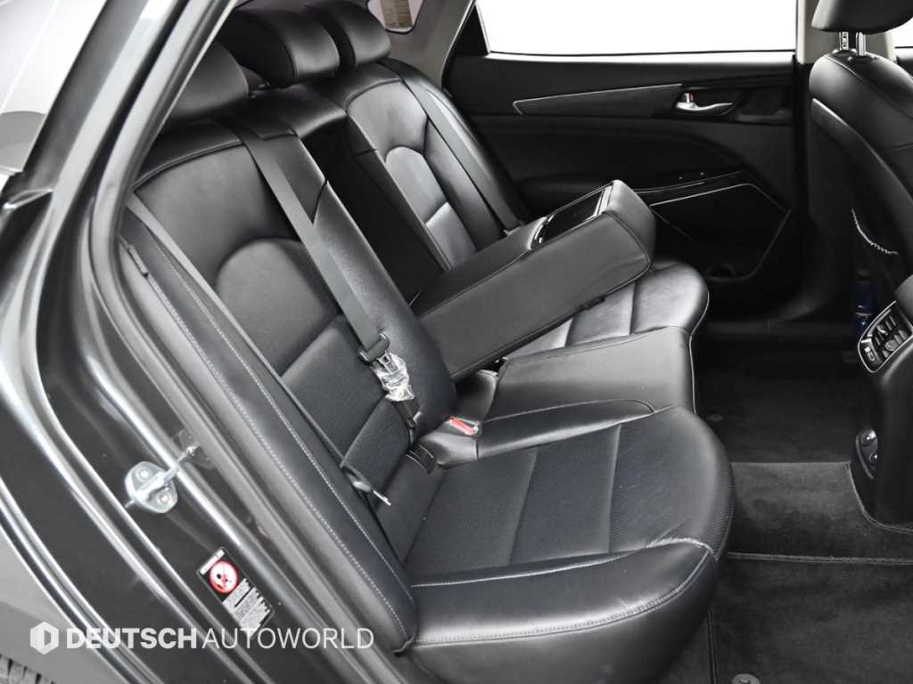 KIA K7 - Vista 12