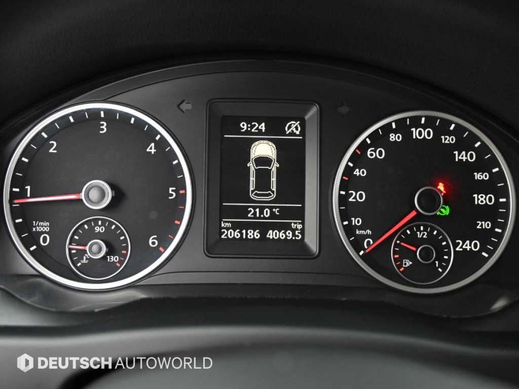 Volkswagen Tiguan - Vista 8