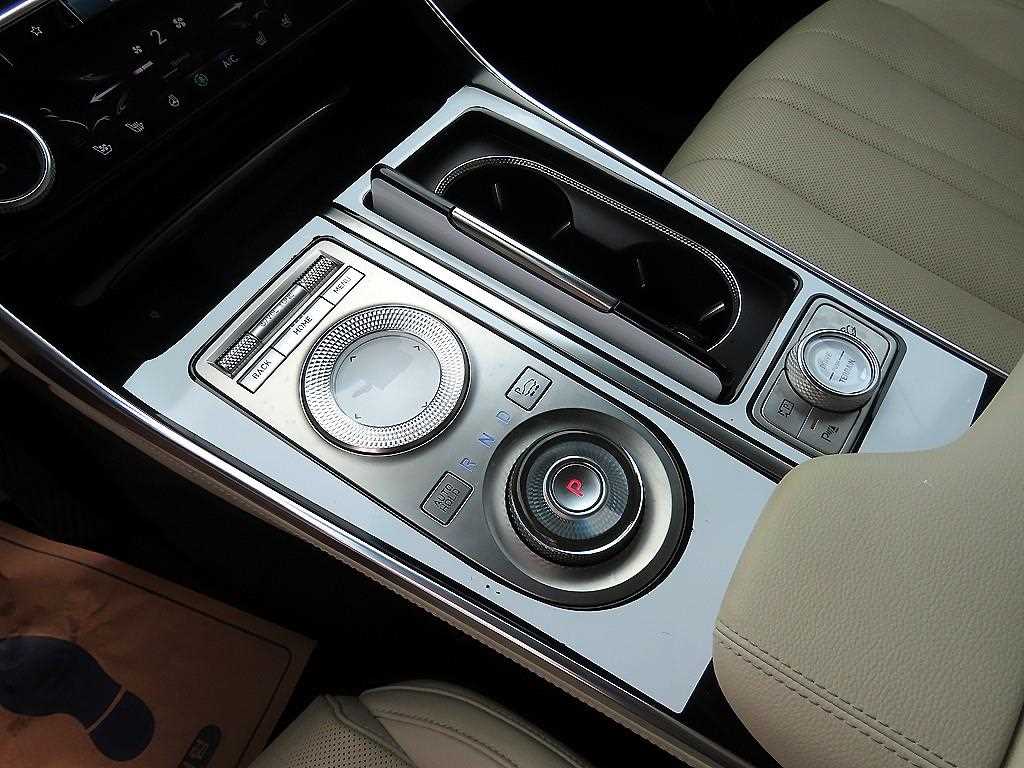 Genesis GV80 - Vista 10