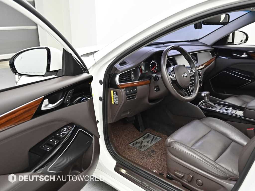 KIA K7 - Vista 11