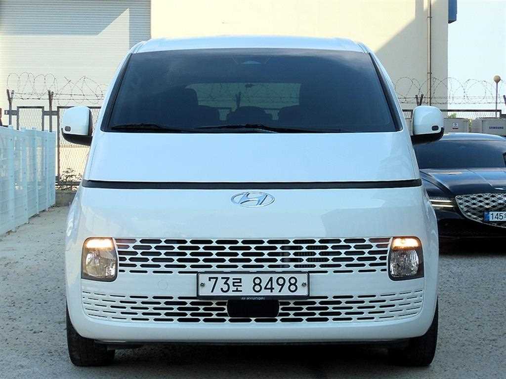 HYUNDAI Staria 2022 Blanco - Importación desde Corea - HF Imports Iquique - Foto 1
