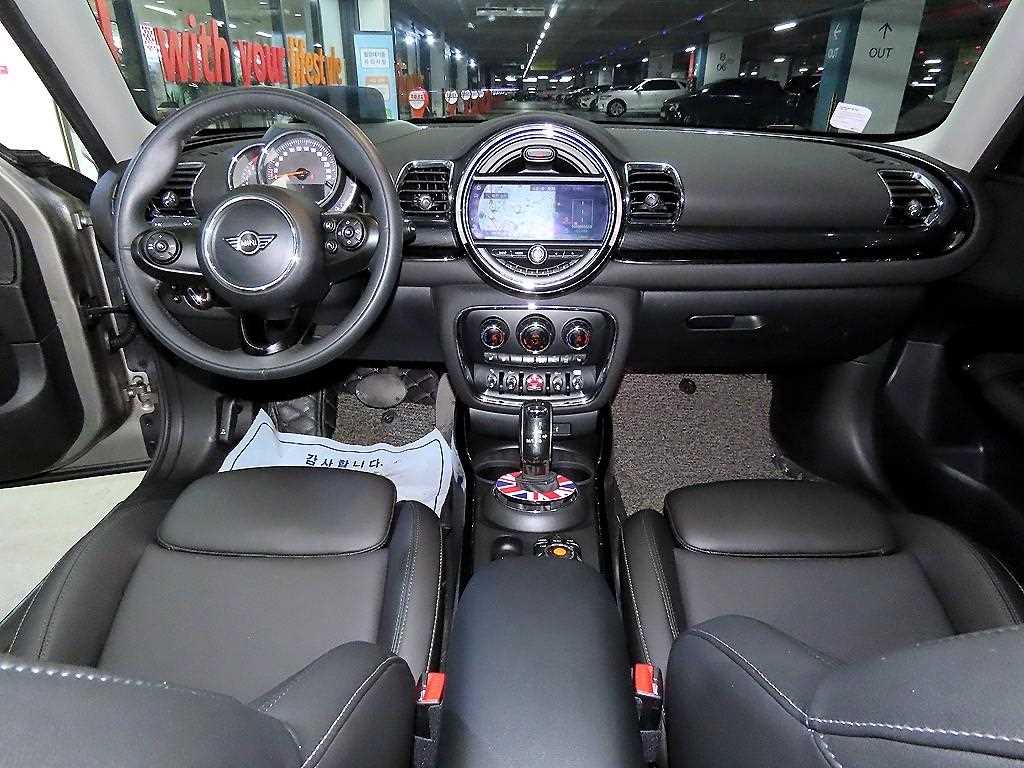 Mini Clubman - Vista 10