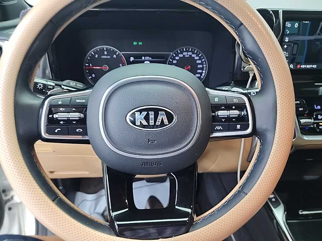 KIA Sorento - Vista 9