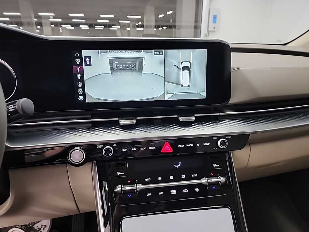 KIA Carnival - Vista 10
