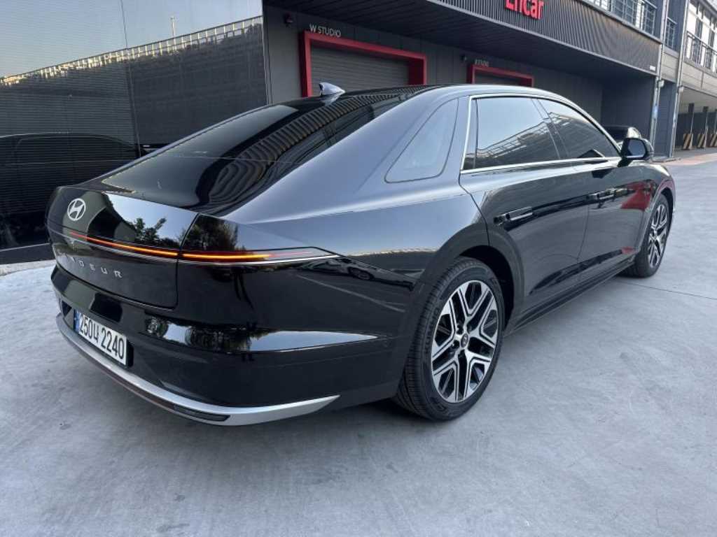 HYUNDAI Grandeur - Vista 3