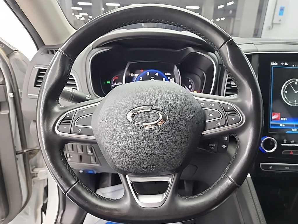 SAMSUNG QM6 - Vista 9