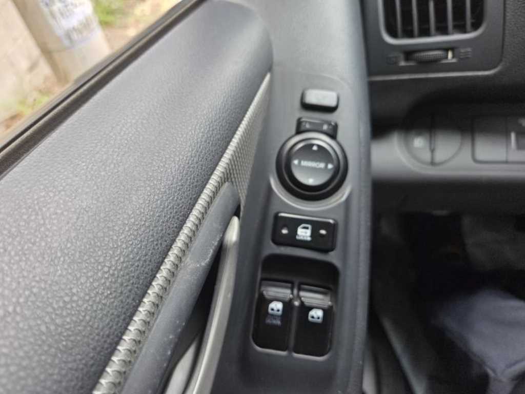 HYUNDAI Starex - Vista 12