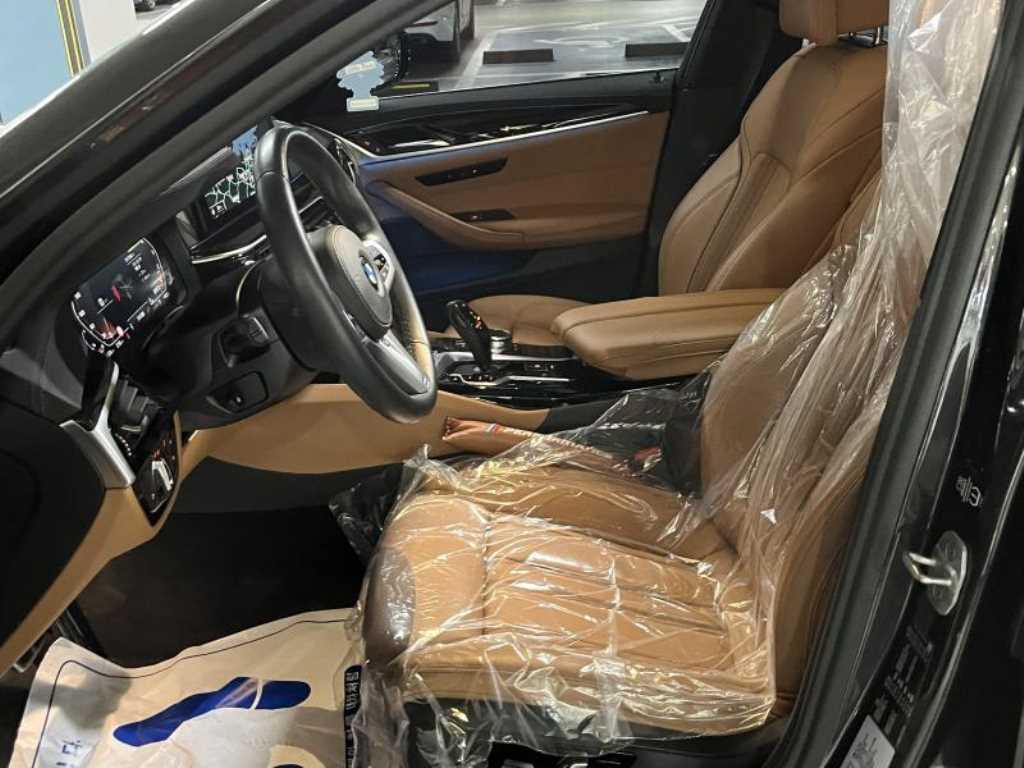 BMW 5 Series - Vista 12