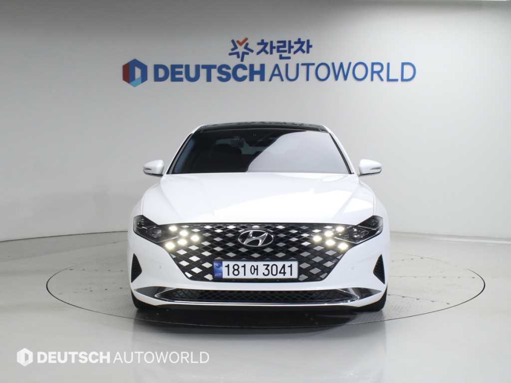 HYUNDAI Grandeur - Vista 3