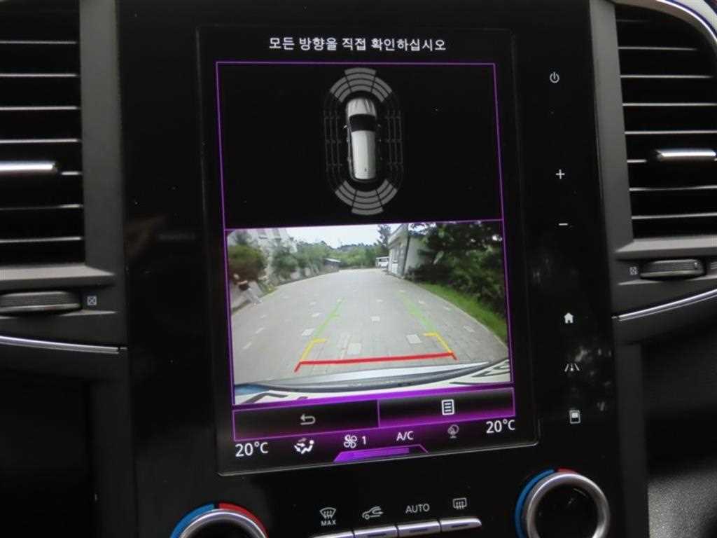 SAMSUNG QM6 - Vista 9