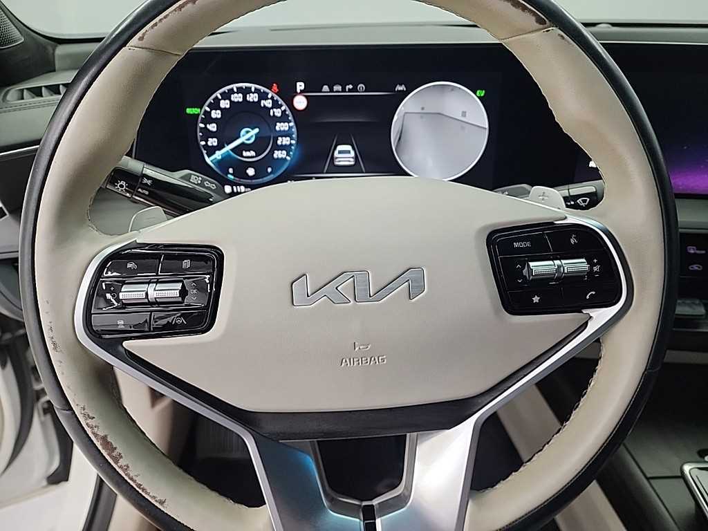 KIA K8 - Vista 10