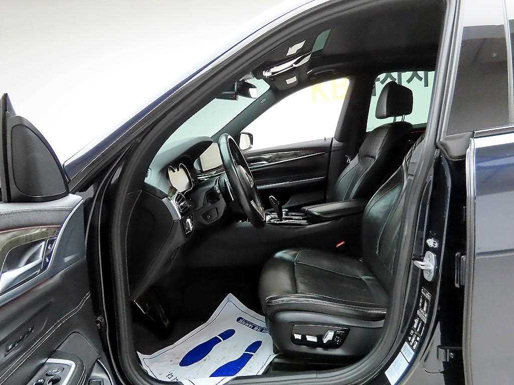 BMW Gran Turismo - Vista 12