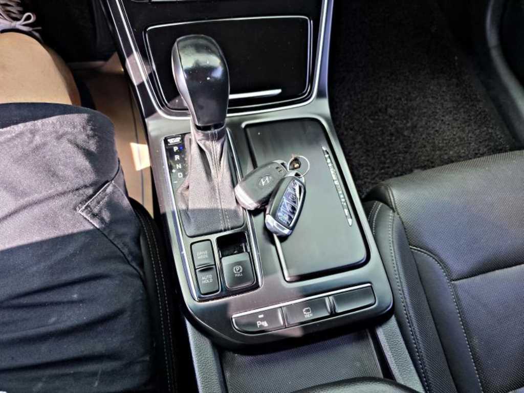 HYUNDAI Grandeur 2018 Negro - Importación desde Corea - HF Imports Iquique - Foto 17