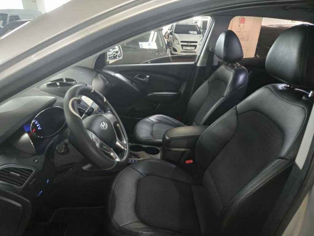 HYUNDAI Tucson - Vista 8