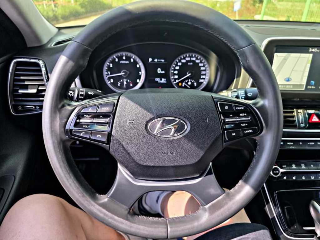 HYUNDAI Grandeur - Vista 12