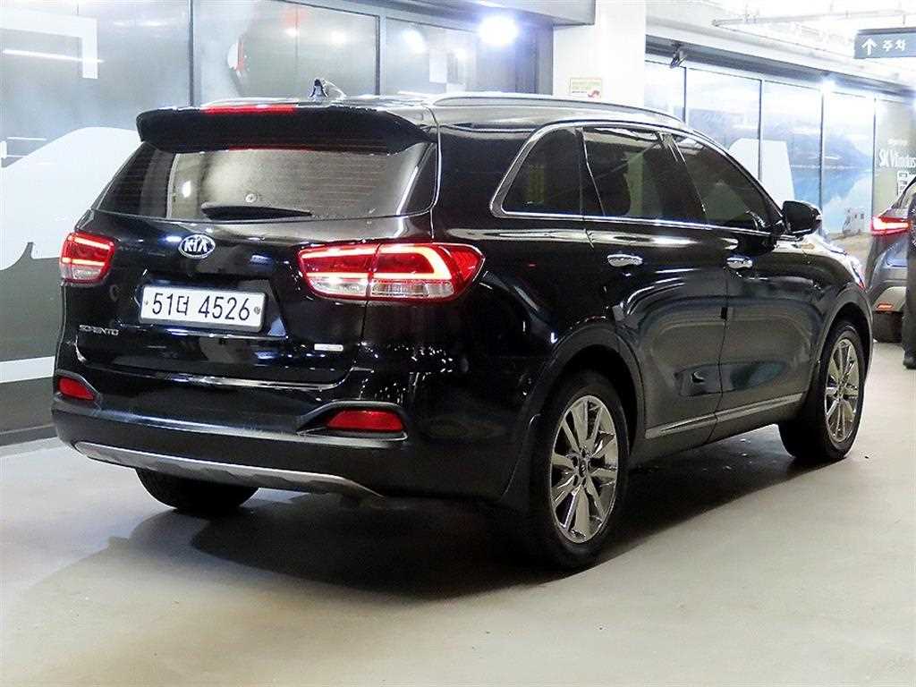 KIA Sorento - Vista 4