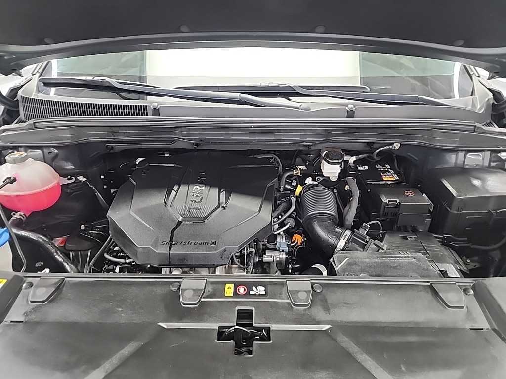 KIA Carnival - Vista 5