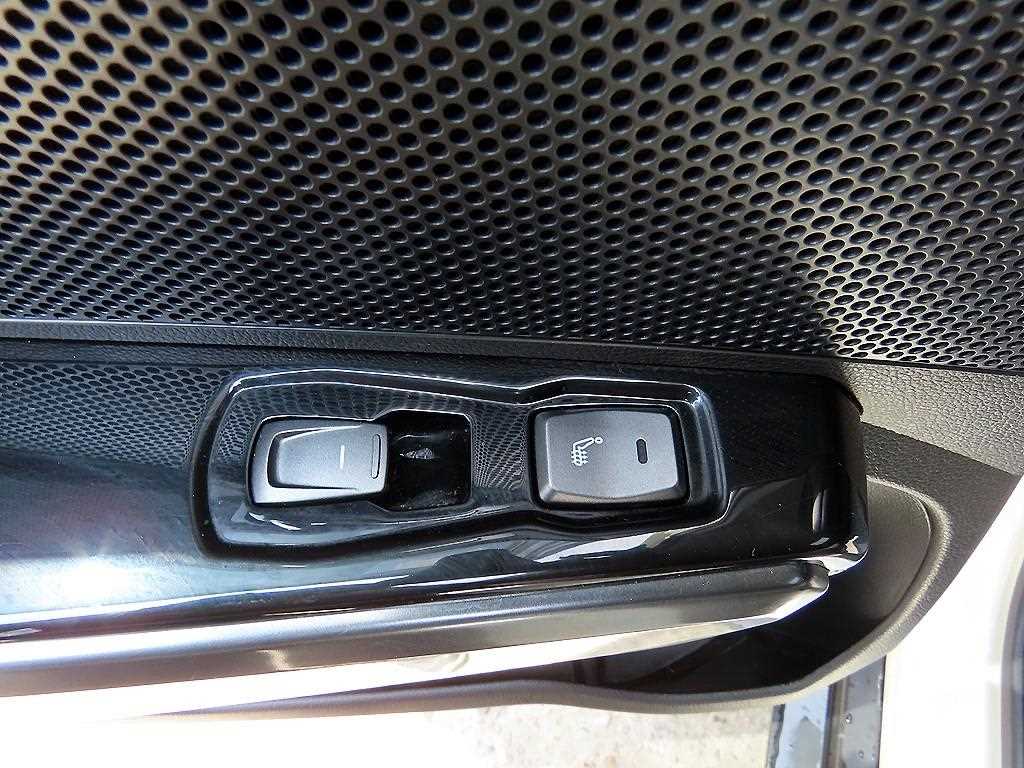 Ssangyong Tivoli 2022 Blanco - Importación desde Corea - HF Imports Iquique - Foto 18