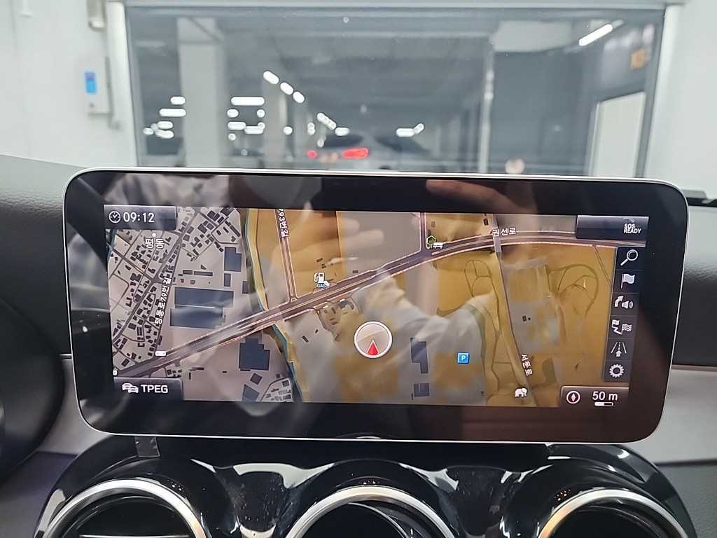 Mercedes Benz C Class 2019 Negro - Importación desde Corea - HF Imports Iquique - Foto 14