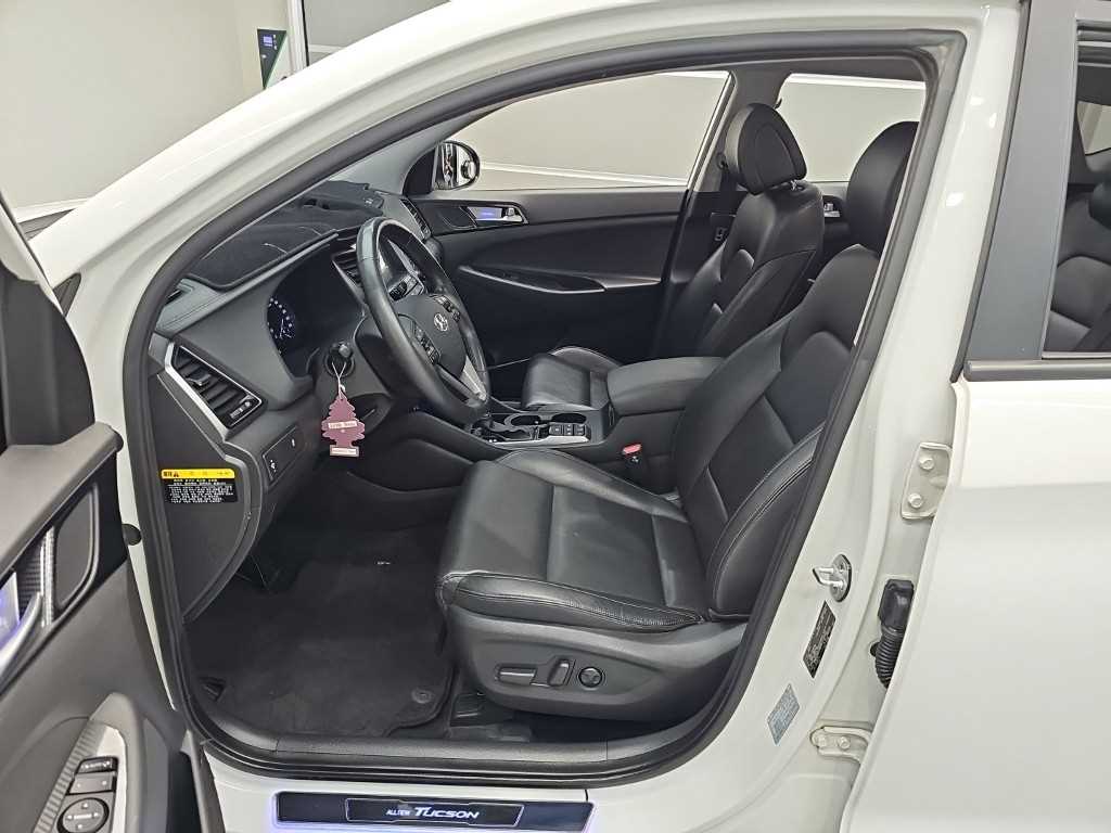HYUNDAI Tucson - Vista 11