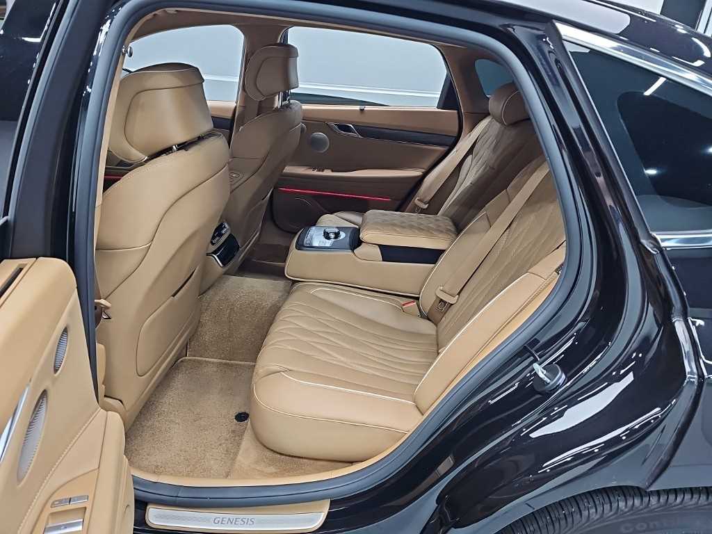 Genesis G80 - Vista 12