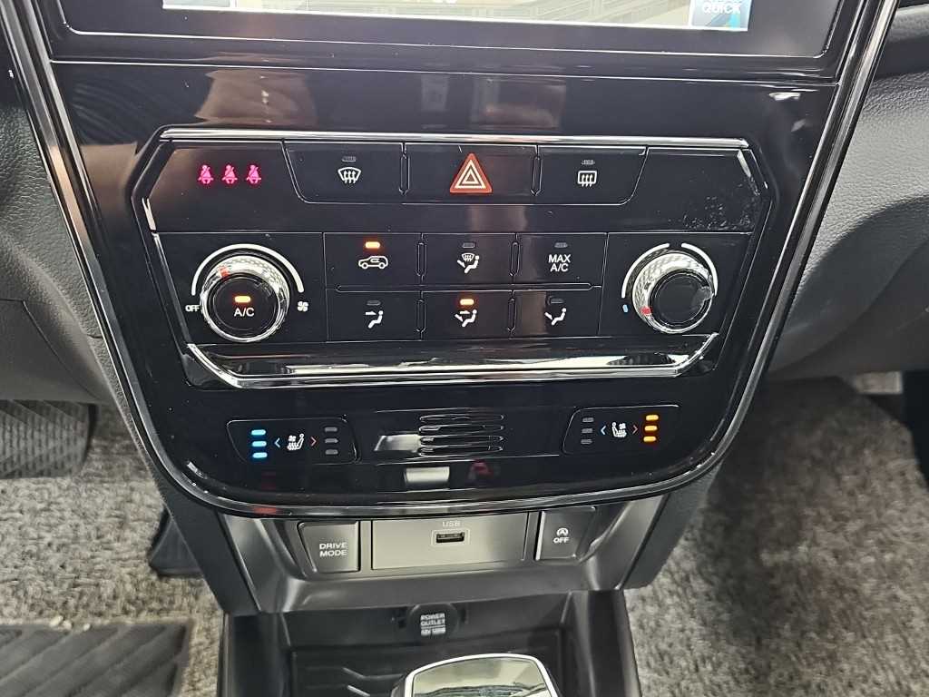 Ssangyong Tivoli - Vista 10