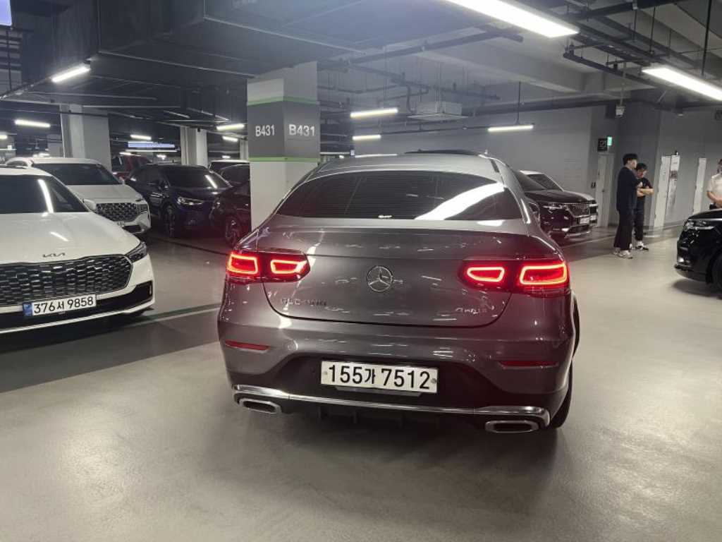 Mercedes Benz GLC Class - Vista 3