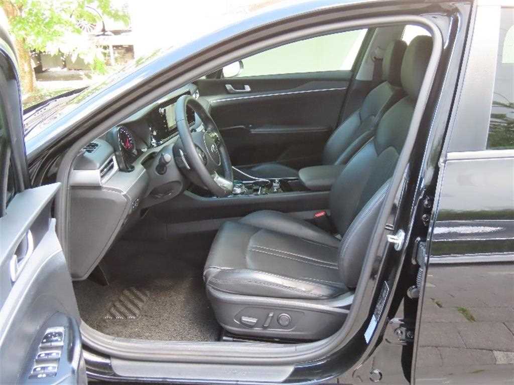 KIA K5 2021 Negro - Importación desde Corea - HF Imports Iquique - Foto 13