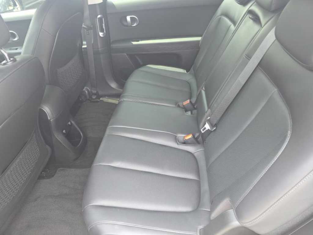 HYUNDAI Ioniq 5 - Vista 8