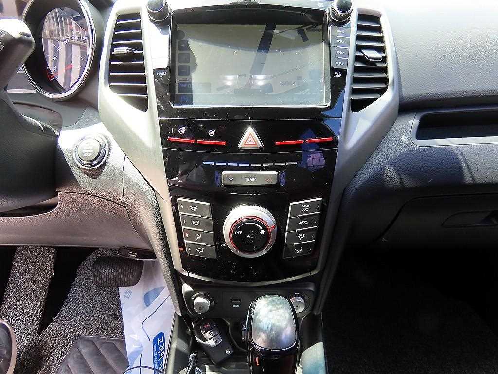 Ssangyong Tivoli 2018 - Importación desde Corea - HF Imports Iquique - Foto 13