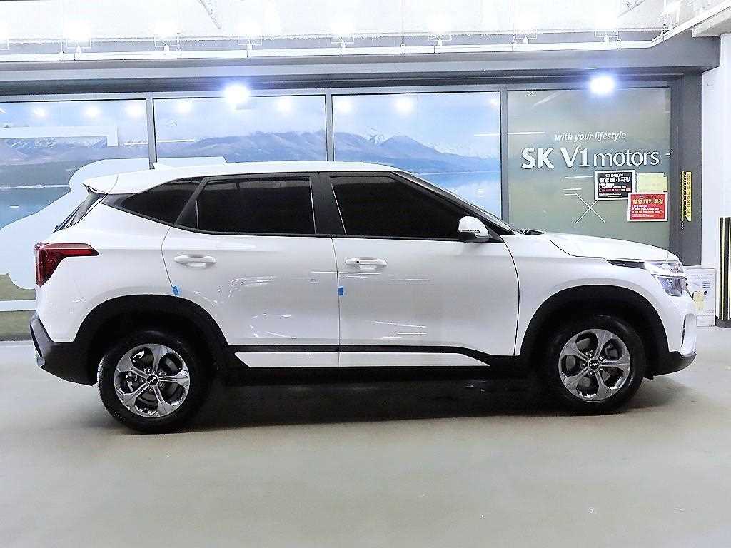 KIA Seltos - Vista 3