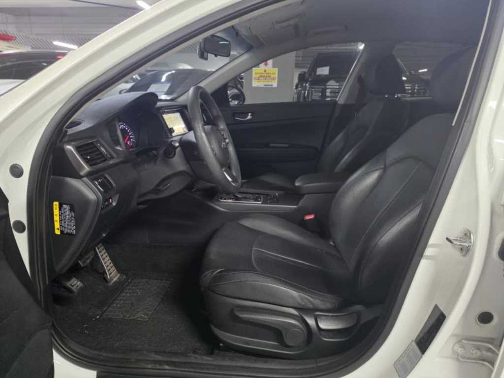 KIA K5 - Vista 7