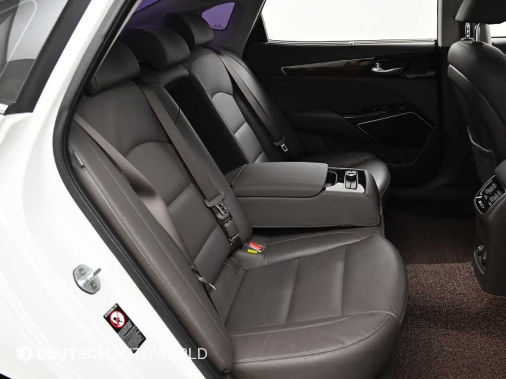 KIA K7 - Vista 12
